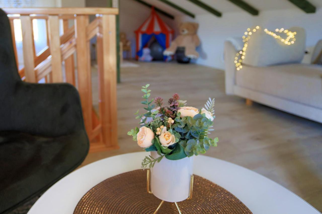 Luxury Apartman Alex With Sauna In The Village Otočac Zewnętrze zdjęcie