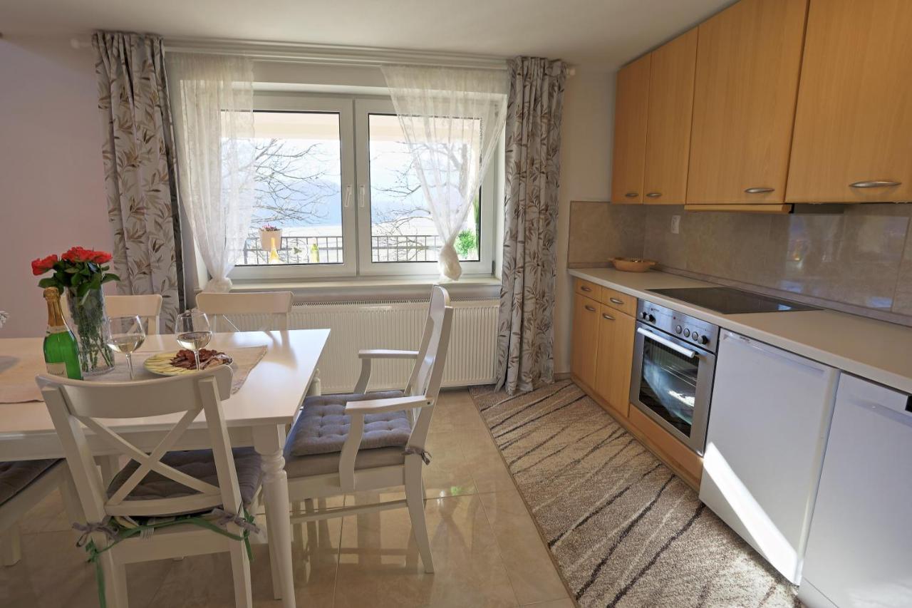 Luxury Apartman Alex With Sauna In The Village Otočac Zewnętrze zdjęcie