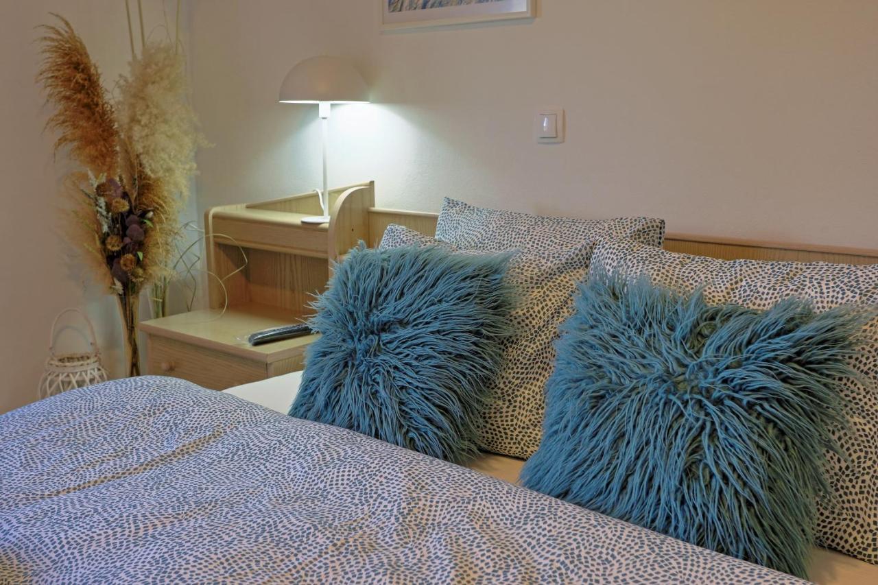 Luxury Apartman Alex With Sauna In The Village Otočac Zewnętrze zdjęcie