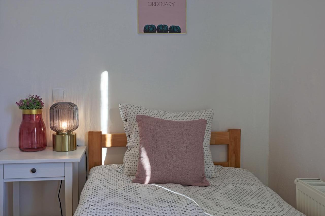 Luxury Apartman Alex With Sauna In The Village Otočac Zewnętrze zdjęcie