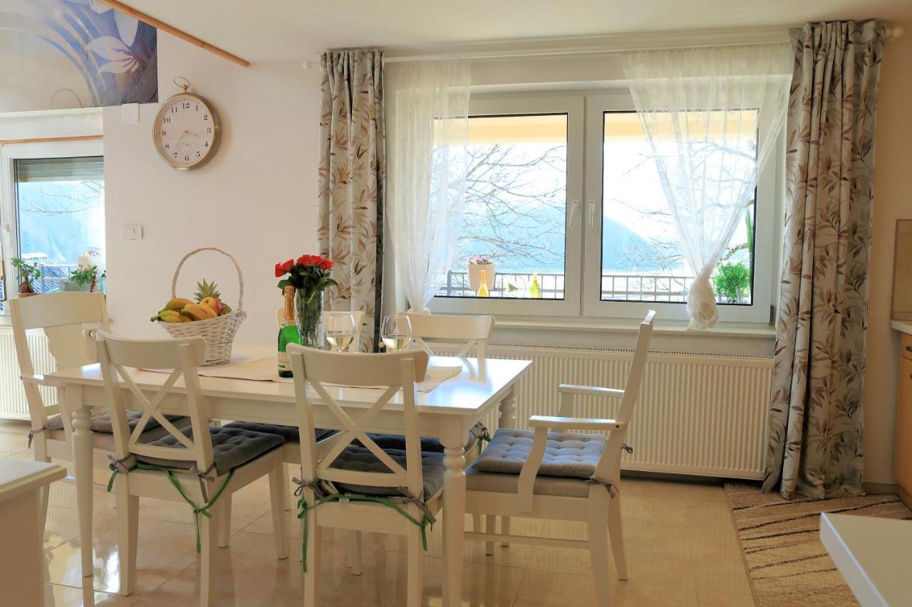 Luxury Apartman Alex With Sauna In The Village Otočac Zewnętrze zdjęcie